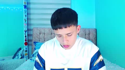 mod online show from December 21, 4:19 am