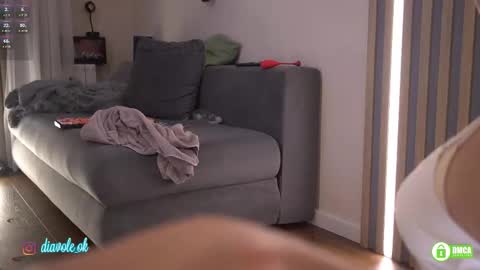 Kate online show from October 24, 5:03 pm