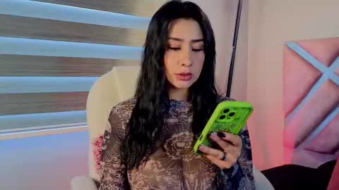 kelly online show from February 2, 12:56 pm