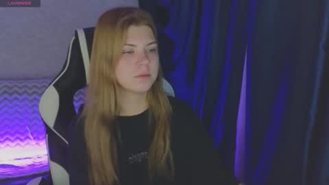 Snapshot of _kirieshka chatting on September 17, 9:51 pm Molly   Emily online show from September 17, 9:51 pm