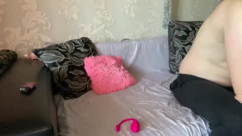  krisvanessa  online show from January 15, 10:06 am