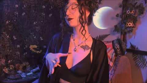 Lady Luna online show from March 4, 11:54 pm