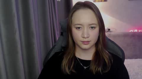 Snapshot of _lalune_ chatting on September 29, 12:48 pm _lalune_ online show from September 29, 12:48 pm