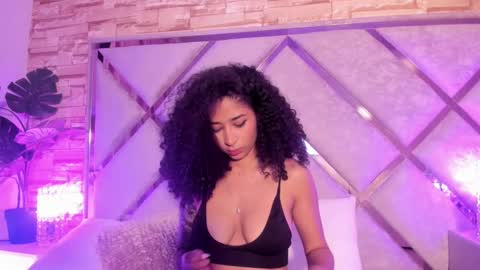 Snapshot of _lanna_jhonson_ chatting on September 19, 3:54 am Lanna online show from September 19, 3:54 am