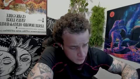 Layne online show from March 9, 9:25 pm