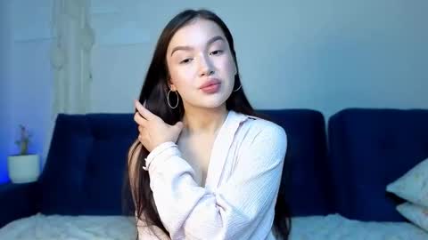 _lexie_rivers_ online show from March 10, 10:13 pm