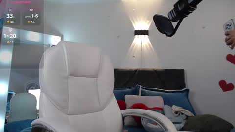 Lili  online show from February 21, 9:11 pm
