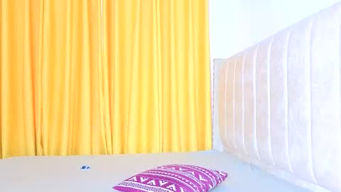 Littlevenus online show from January 13, 9:06 am