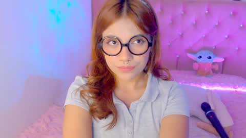 Sofia 3 online show from December 5, 8:28 pm