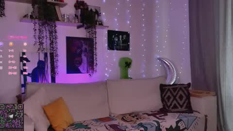 Lolly online show from February 20, 8:27 am