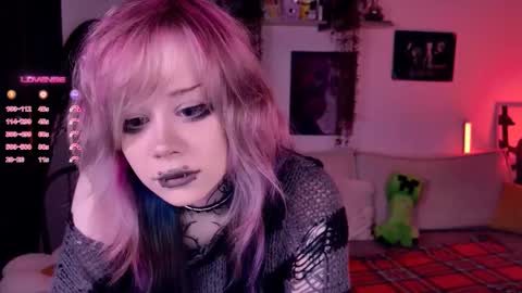 Lolly online show from November 7, 10:50 am