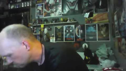 That guy online show from April 5, 10:29 pm