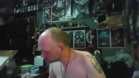 That guy online show from April 9, 4:49 am