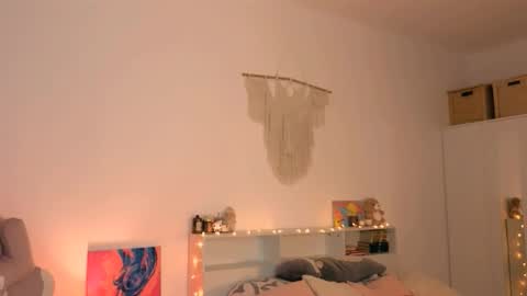 Amanda  mandy online show from March 7, 3:23 pm