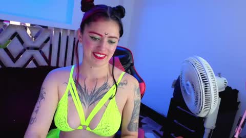 Lucia online show from September 10, 7:59 pm