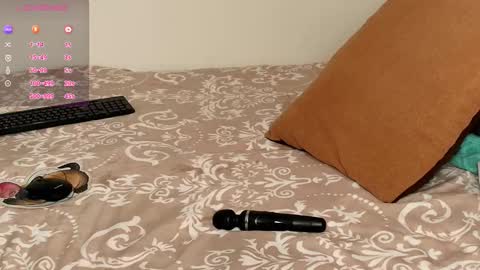 Lullaby online show from November 17, 3:14 pm