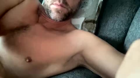 Snapshot of _lululeo_ chatting on October 3, 1:37 am _lululeo_ online show from October 3, 1:37 am