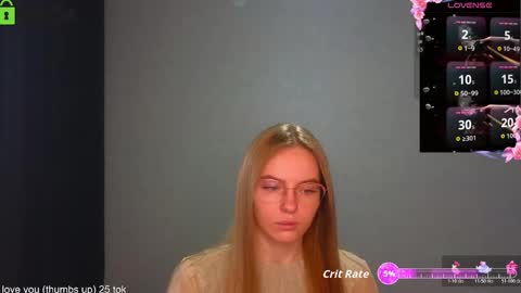 Snapshot of _lysafeta_ chatting on October 25, 8:35 am Welcome guys  Pleasure to see you all here  My name is Lysafeta and MichaelaTip menu is active Private is open  online show from October 25, 8:35 am