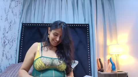 _marcela__ online show from June 7, 11:48 am