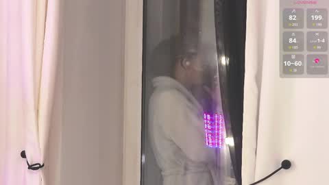 Mari online show from April 4, 2:02 pm