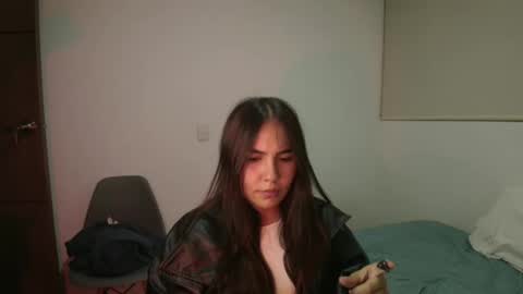 max and abby online show from April 26, 2:31 am