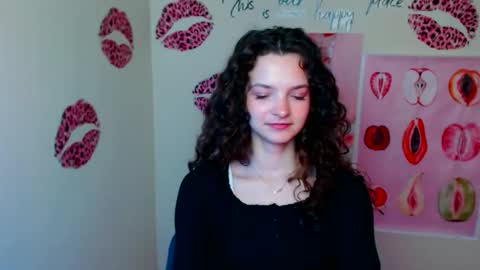 Susie online show from March 26, 7:24 am