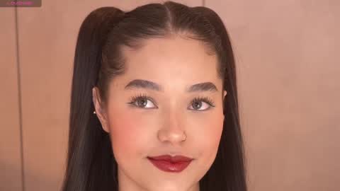     online show from December 6, 5:17 pm