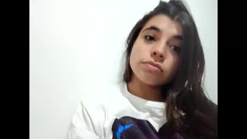  MIa blue 18  online show from April 4, 2:29 am