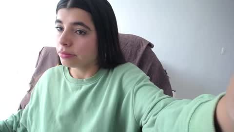  MIa blue 18  online show from April 9, 6:02 pm