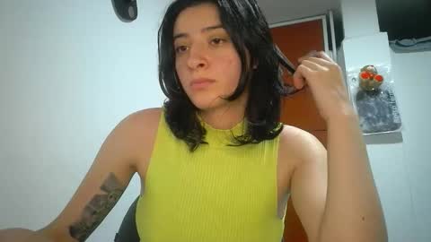 Mia-foster online show from January 9, 4:07 am