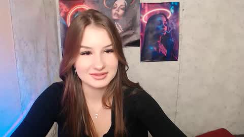 Mia online show from November 5, 4:42 pm