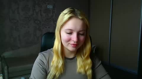 Melanie online show from February 19, 6:34 am