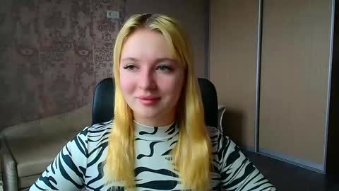 Melanie online show from March 3, 12:34 pm