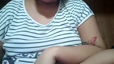 _milkytitsmomxx_ online show from June 26, 4:07 am