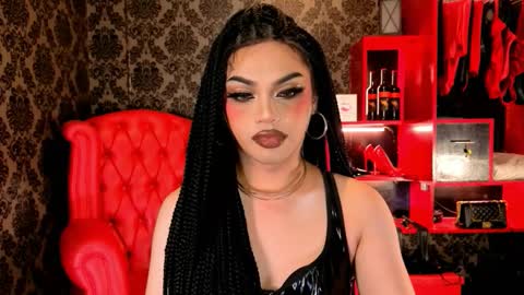 Raven Strauss online show from November 30, 5:42 pm