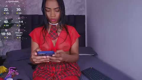 Mishell online show from October 31, 8:53 pm