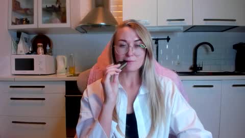 Eva online show from October 23, 5:47 pm