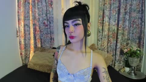 mizuki  online show from January 10, 3:06 pm