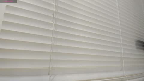 _molly_rosse_ online show from April 11, 12:42 pm