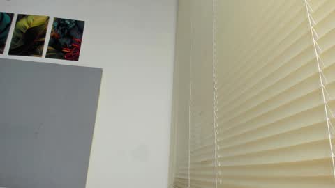 _molly_rosse_ online show from December 2, 12:25 pm