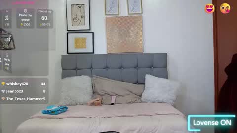 _naomi_s online show from February 14, 3:37 pm