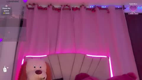 Snapshot of _natsuki chatting on October 25, 5:46 pm _natsuki online show from October 25, 5:46 pm