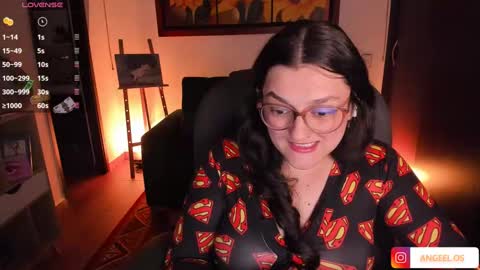 Snapshot of _peach__ chatting on February 14, 3:54 am violeta ig  online show from February 14, 3:54 am