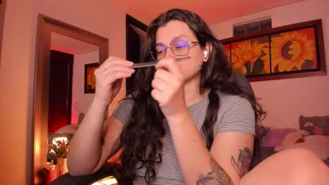 Snapshot of _peach__ chatting on September 26, 3:03 am violeta ig  online show from September 26, 3:03 am