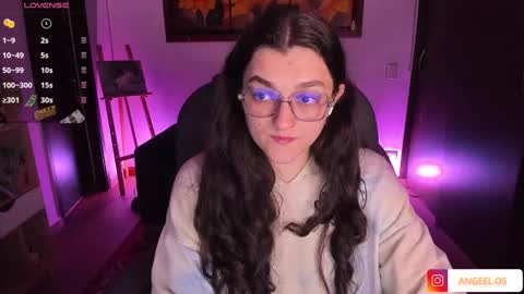 Snapshot of _peach__ chatting on January 20, 4:10 am violeta ig  online show from January 20, 4:10 am