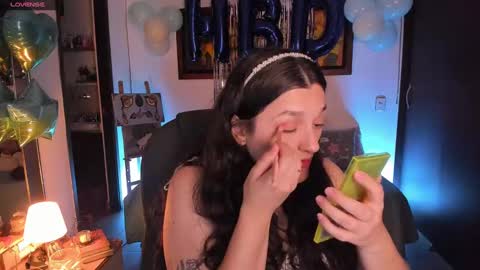 Snapshot of _peach__ chatting on March 9, 3:22 am violeta ig  online show from March 9, 3:22 am