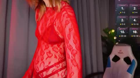 im Amy online show from September 30, 6:02 am