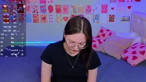 Snapshot of _reverse_gang_ chatting on February 27, 2:21 pm LISSAPVT IS OPEN online show from February 27, 2:21 pm