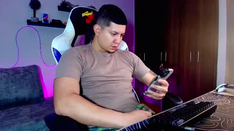 Roberto online show from March 6, 12:52 pm