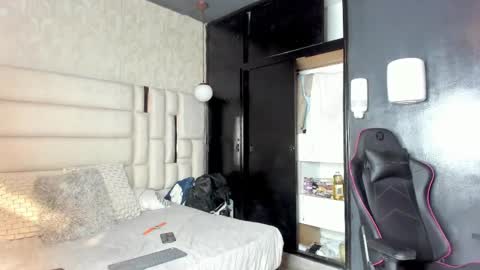 _sammy_ice online show from March 10, 5:00 am